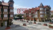 Vista exterior de Apartament en venda en Noja amb Terrassa i Balcó