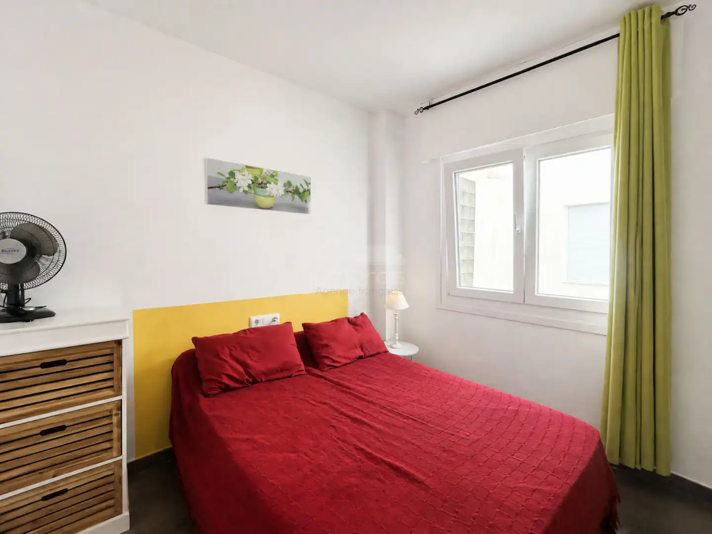 Schlafzimmer von Wohnung zum Verkauf in Empuriabrava mit Klimaanlage, Heizung und Terrasse