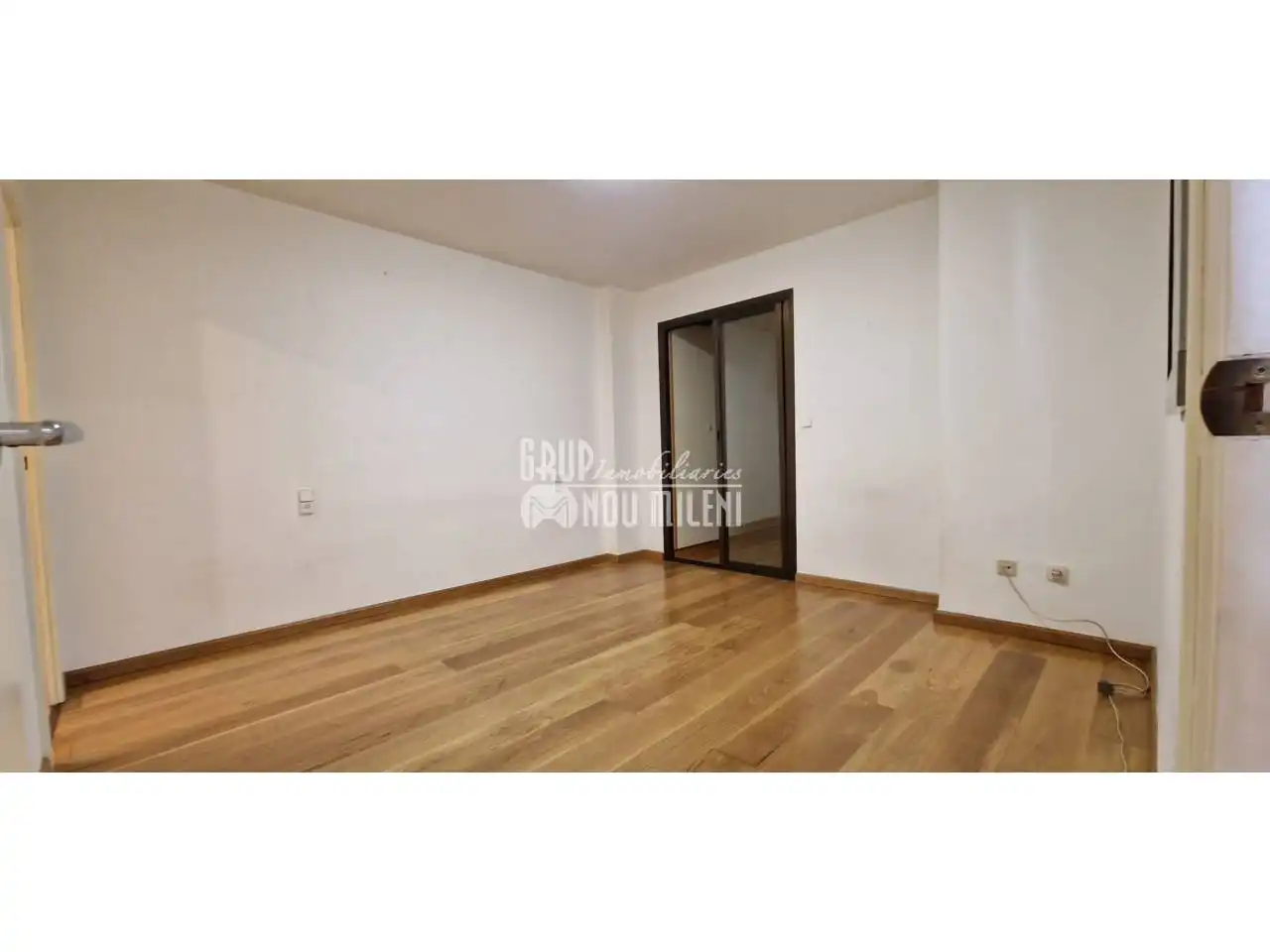 Schlafzimmer von Wohnung zum Verkauf in Catarroja mit Klimaanlage, Heizung und Parkett