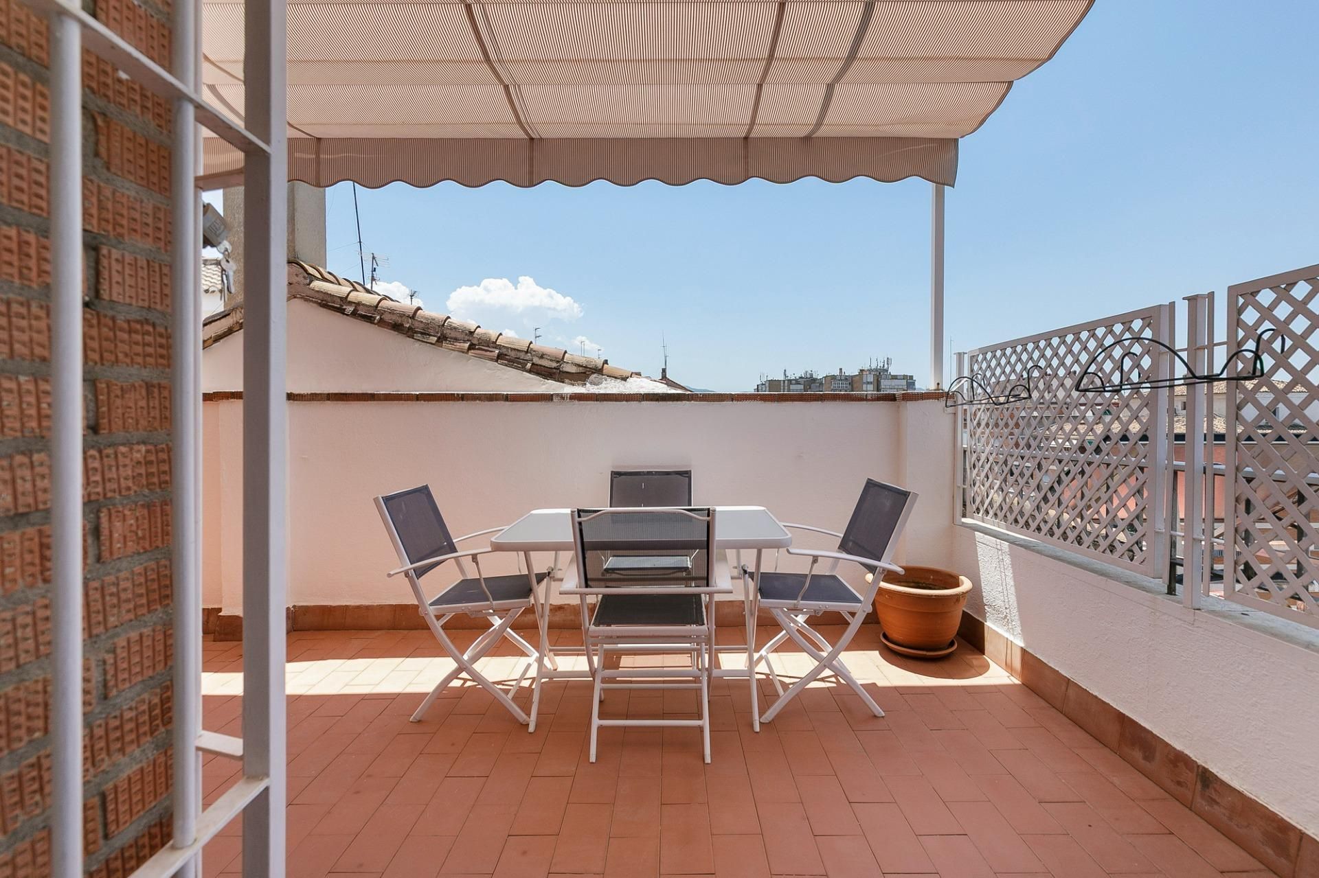 Terrassa de Àtic de lloguer en  Granada Capital amb Aire condicionat, Calefacció i Terrassa