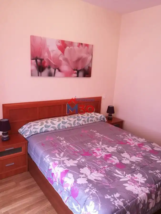 Habitación de Apartamento en venta en Miranda de Ebro con Calefacción y Trastero