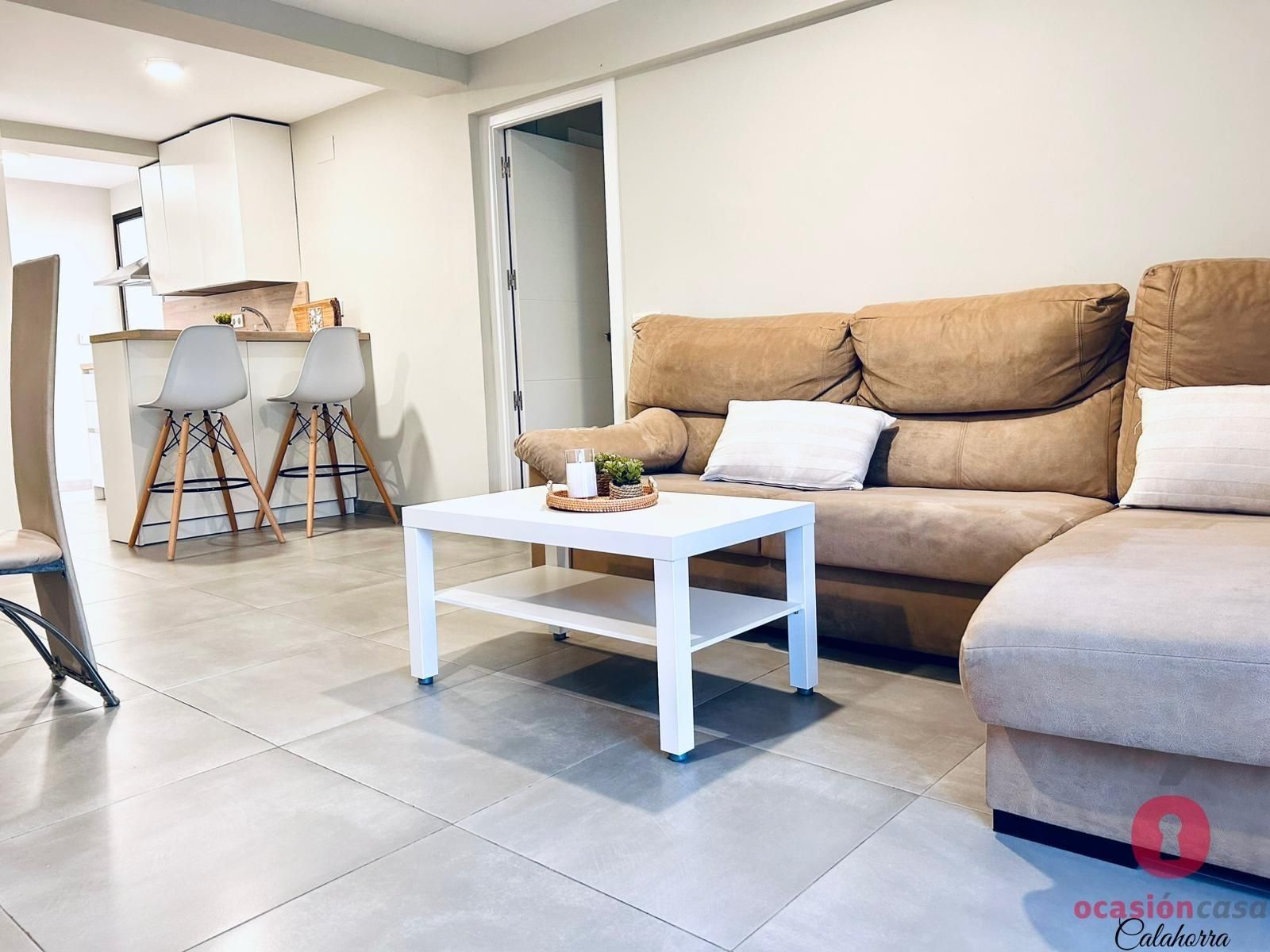 Sala d'estar de Pis en venda en  Córdoba Capital amb Aire condicionat, Parquet i Terrassa
