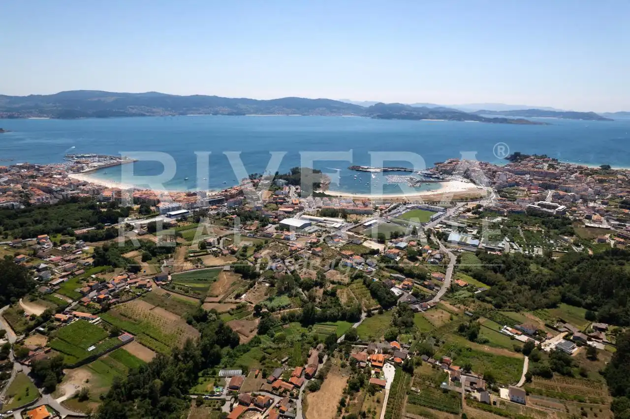 Residential land for sale in Lugar Rial Adina