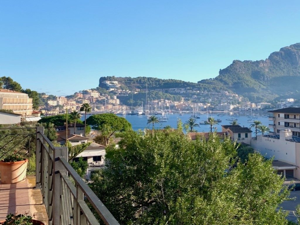 Vista exterior de Casa o xalet en venda en Sóller amb Aire condicionat, Calefacció i Jardí privat