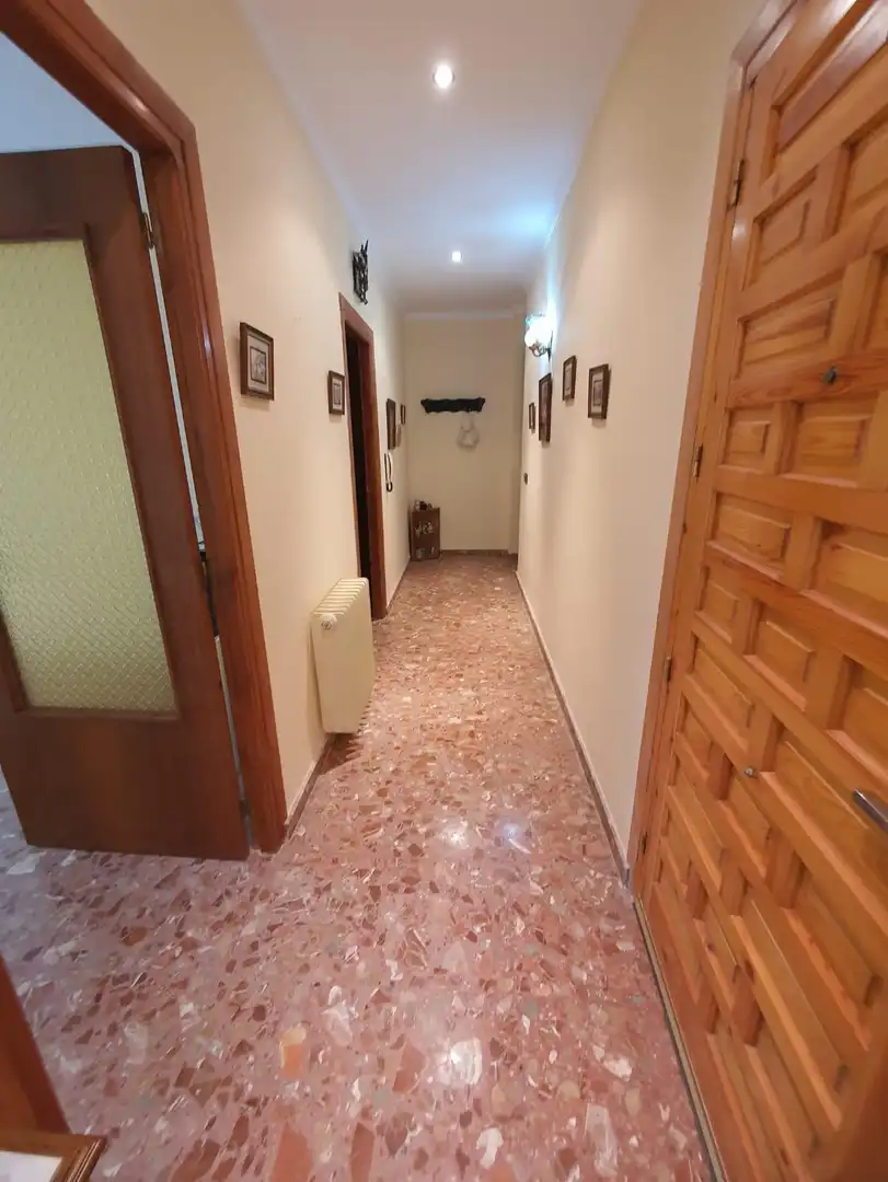 Piso en venta en Quesada con Calefacción y Terraza
