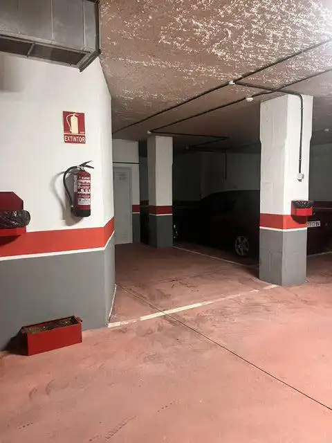 Parkplatz von Garage zur Miete in Gijón 