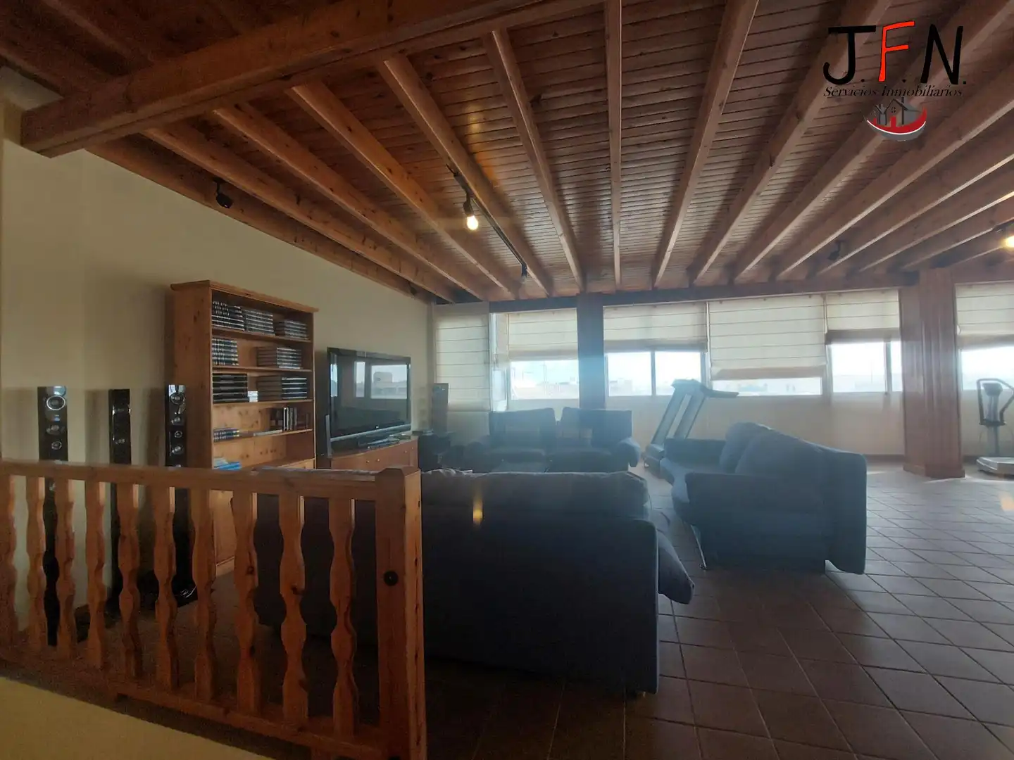 Attic for sale in Fabelo
