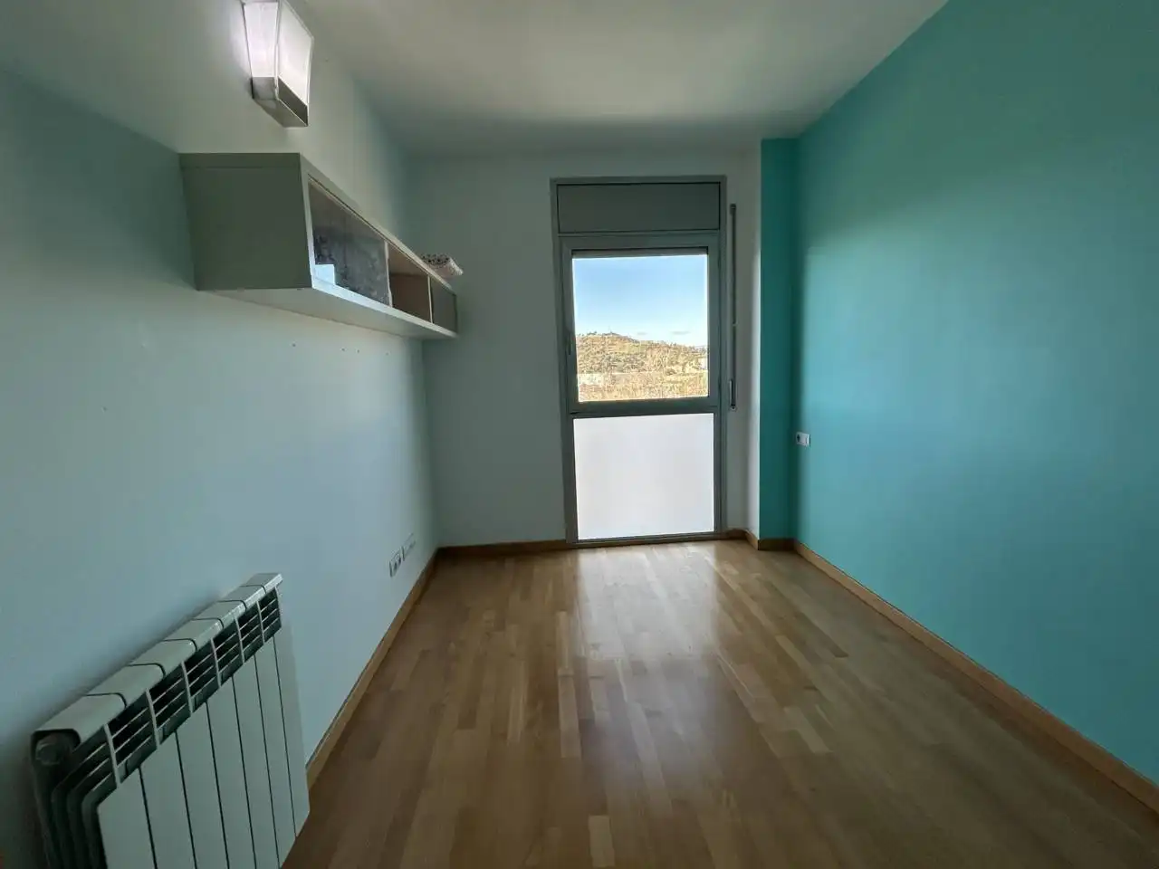 Habitación de Ático en venta en Montornès del Vallès con Aire acondicionado, Calefacción y Parquet