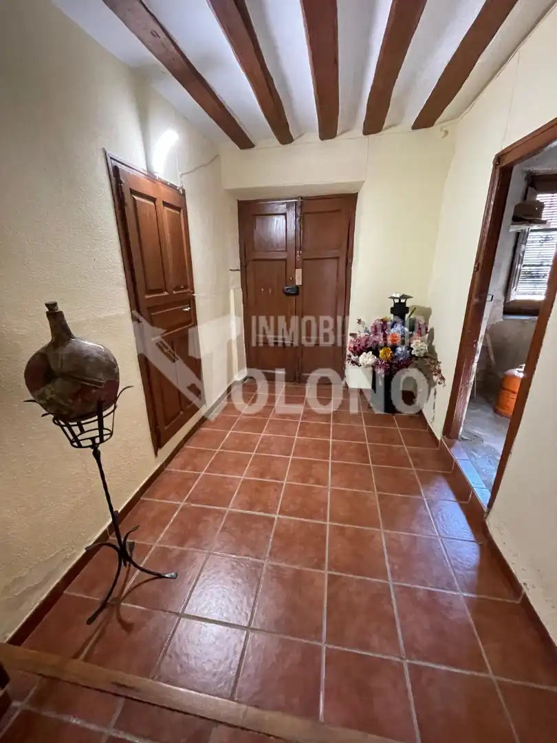 Houses for sale in Cihuri  with Heating, Private garden and Storage room