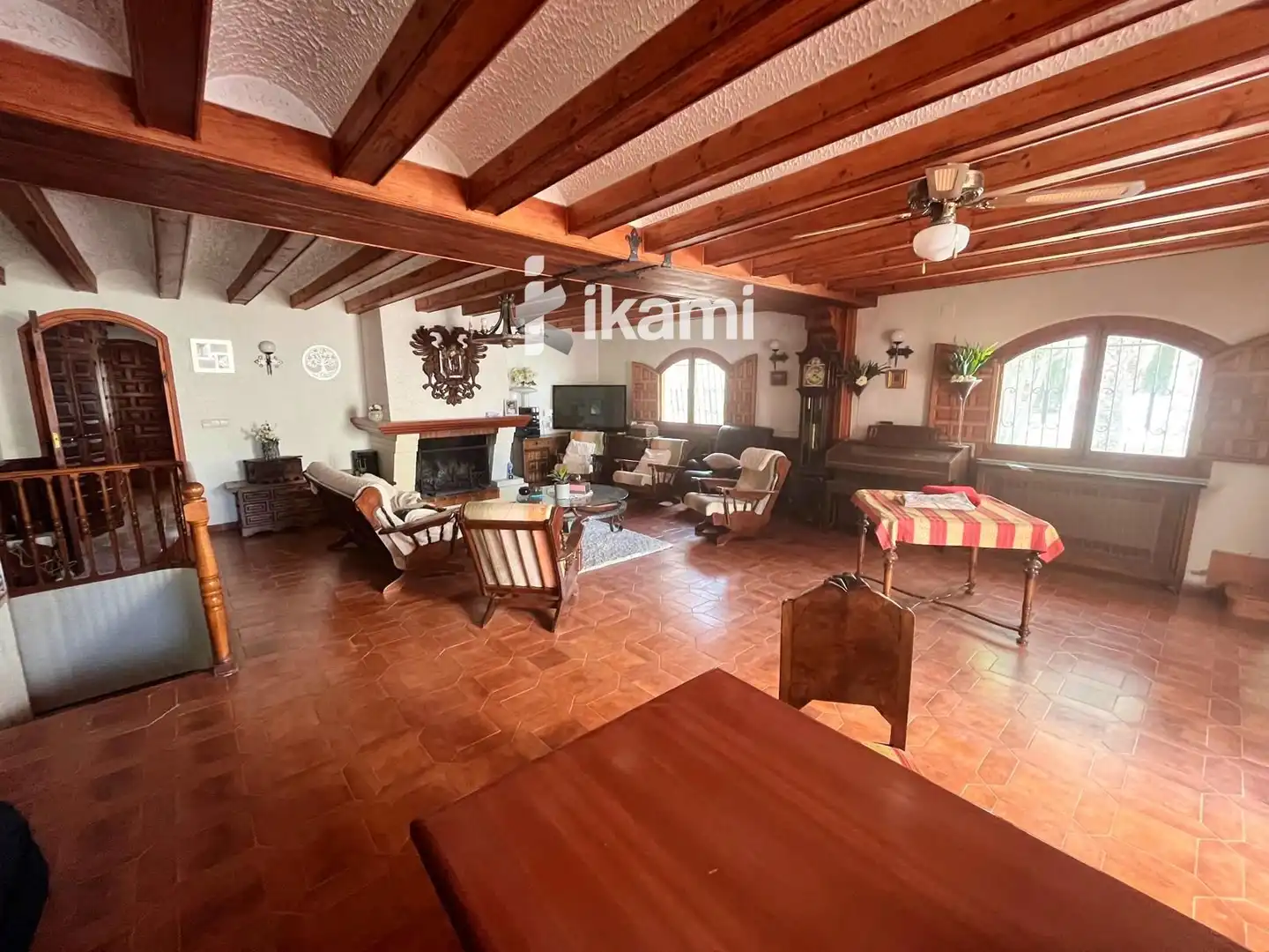 Sala de estar de Casa o chalet en venta en Elda con Calefacción, Trastero y Piscina