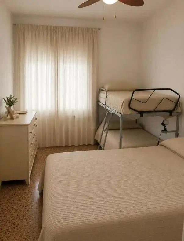 Dormitori de Casa o xalet de lloguer en Alicante / Alacant amb Aire condicionat, Jardí privat i Terrassa
