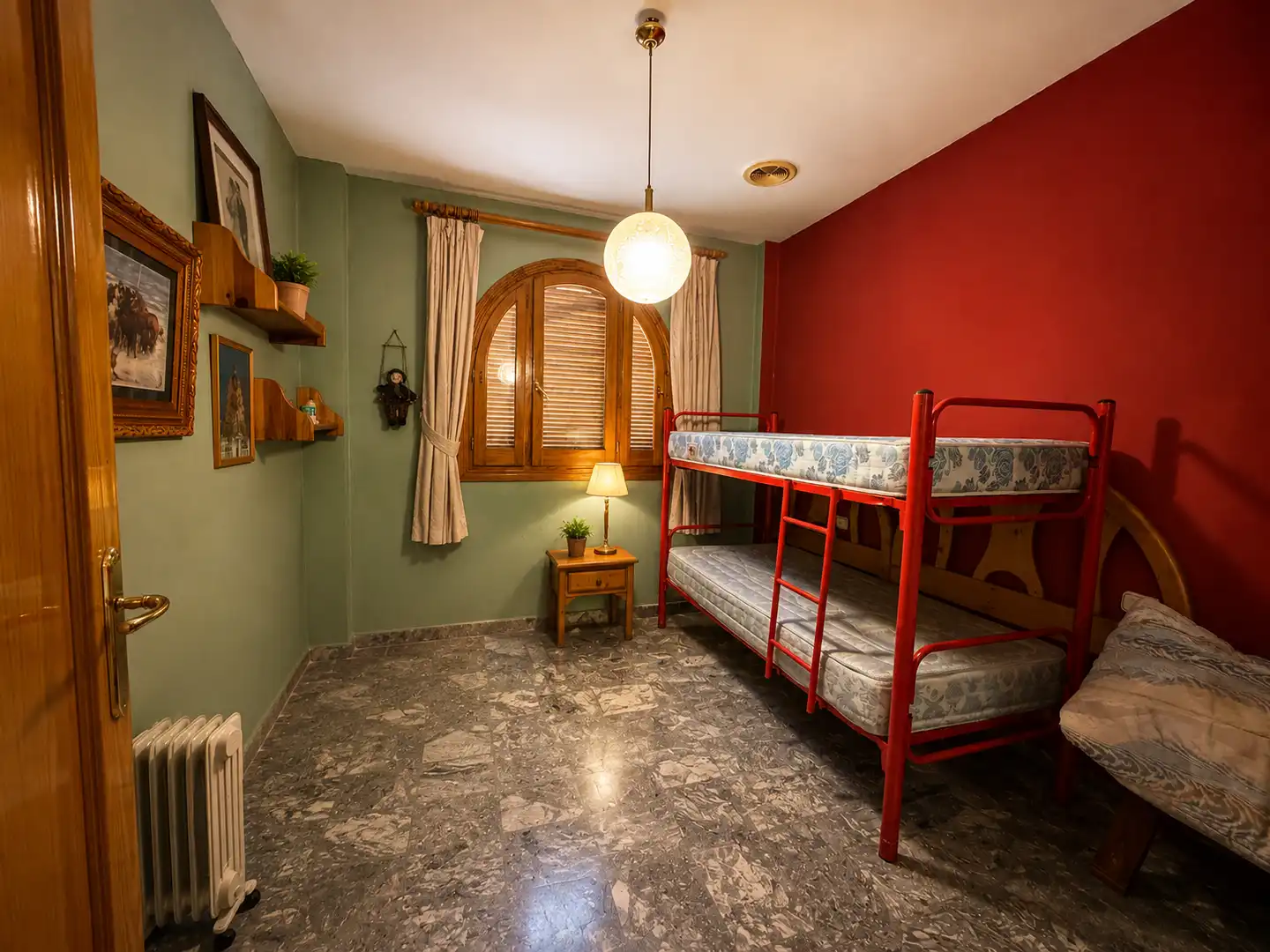 Habitación de Finca rústica en venta en Víznar con Jardín privado, Terraza y Trastero