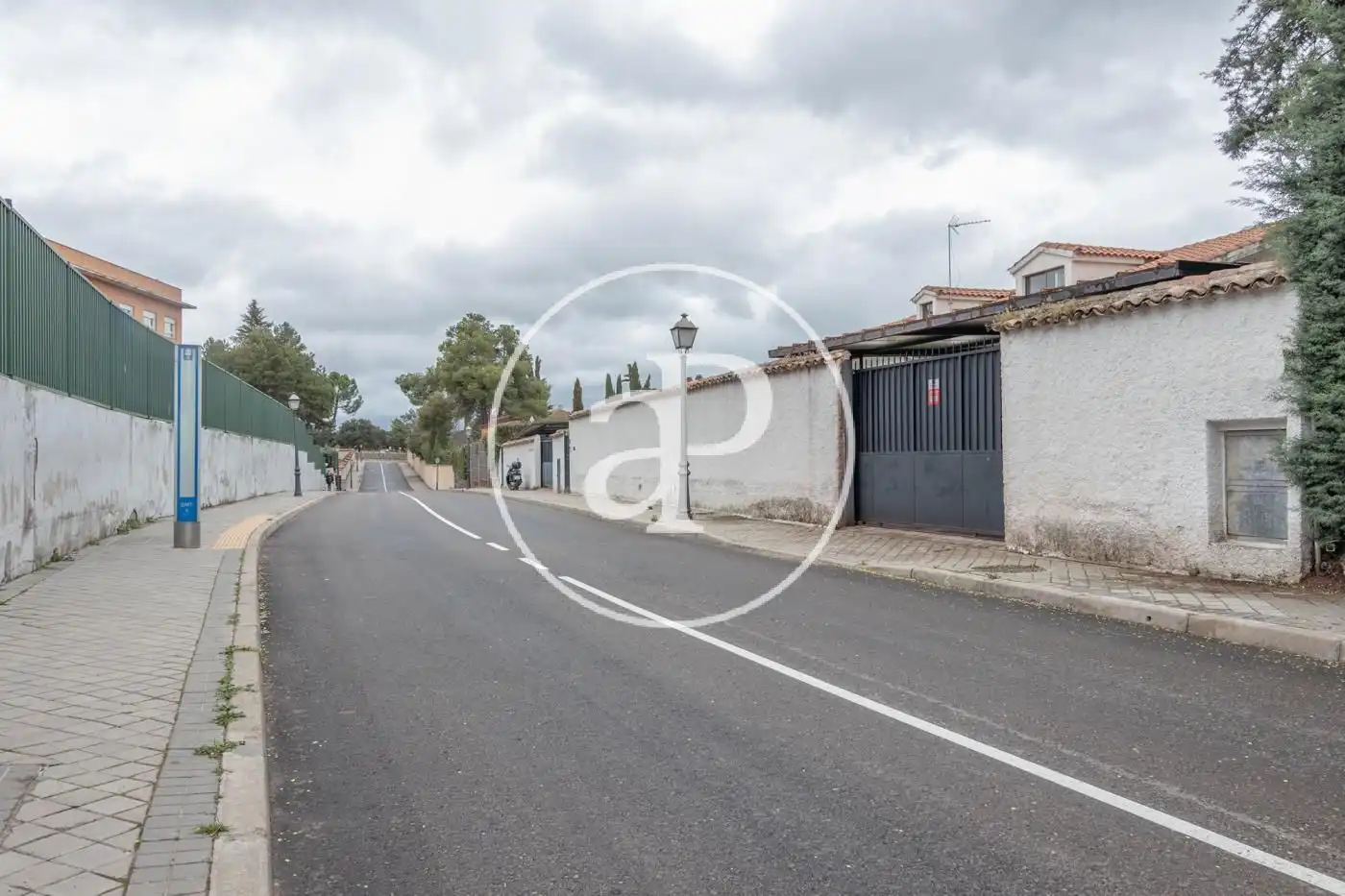 Exterior view of Houses for sale in Madrid  with Heating, Private garden and Terrace