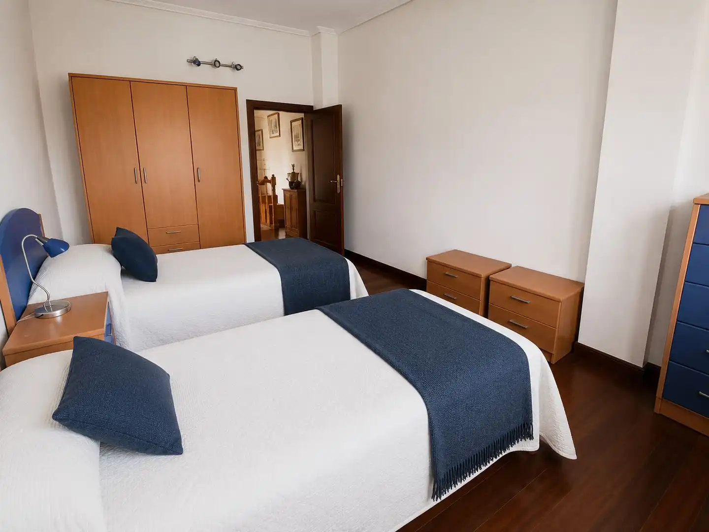 Habitación de Casa adosada en venta en Ruesga con Calefacción, Amueblado y Balcón