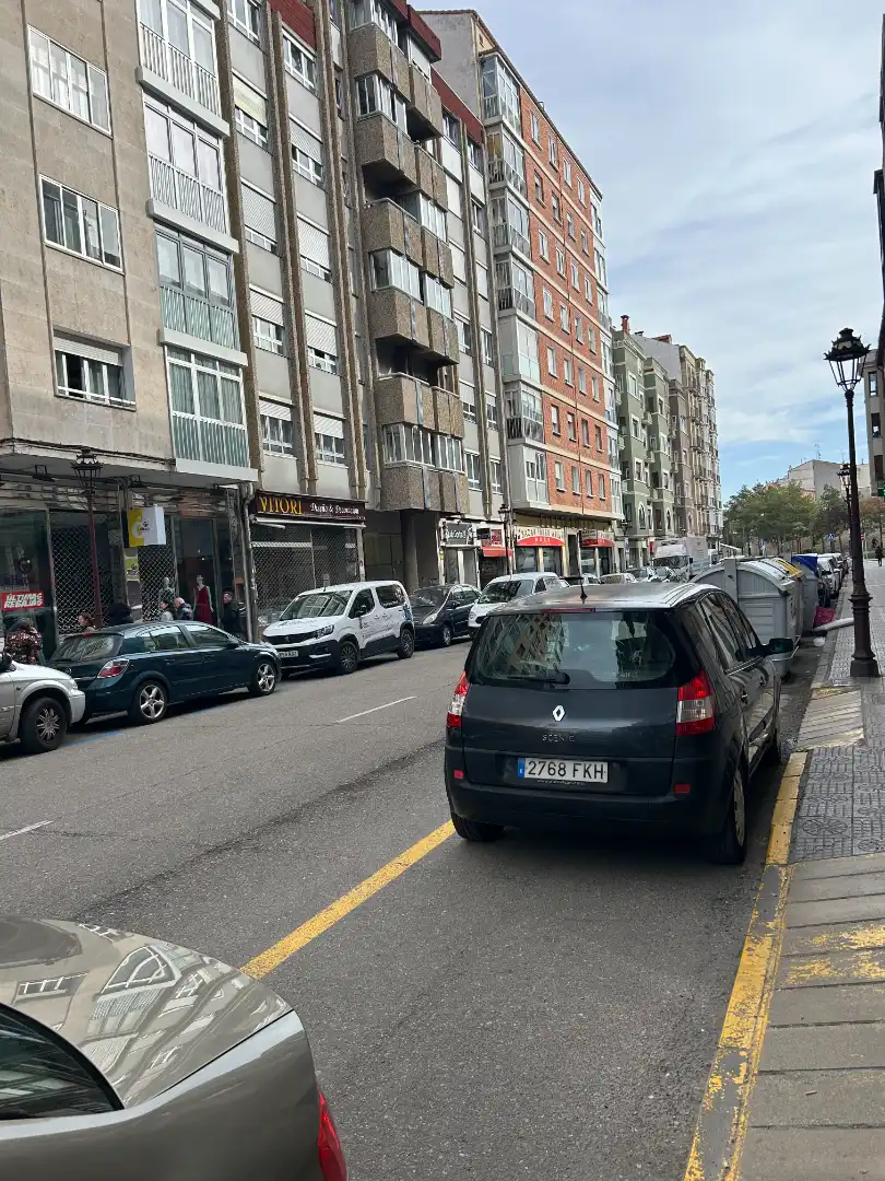 Aparcament en venda a Zona Sur - Barrio Cortes, imagen 5