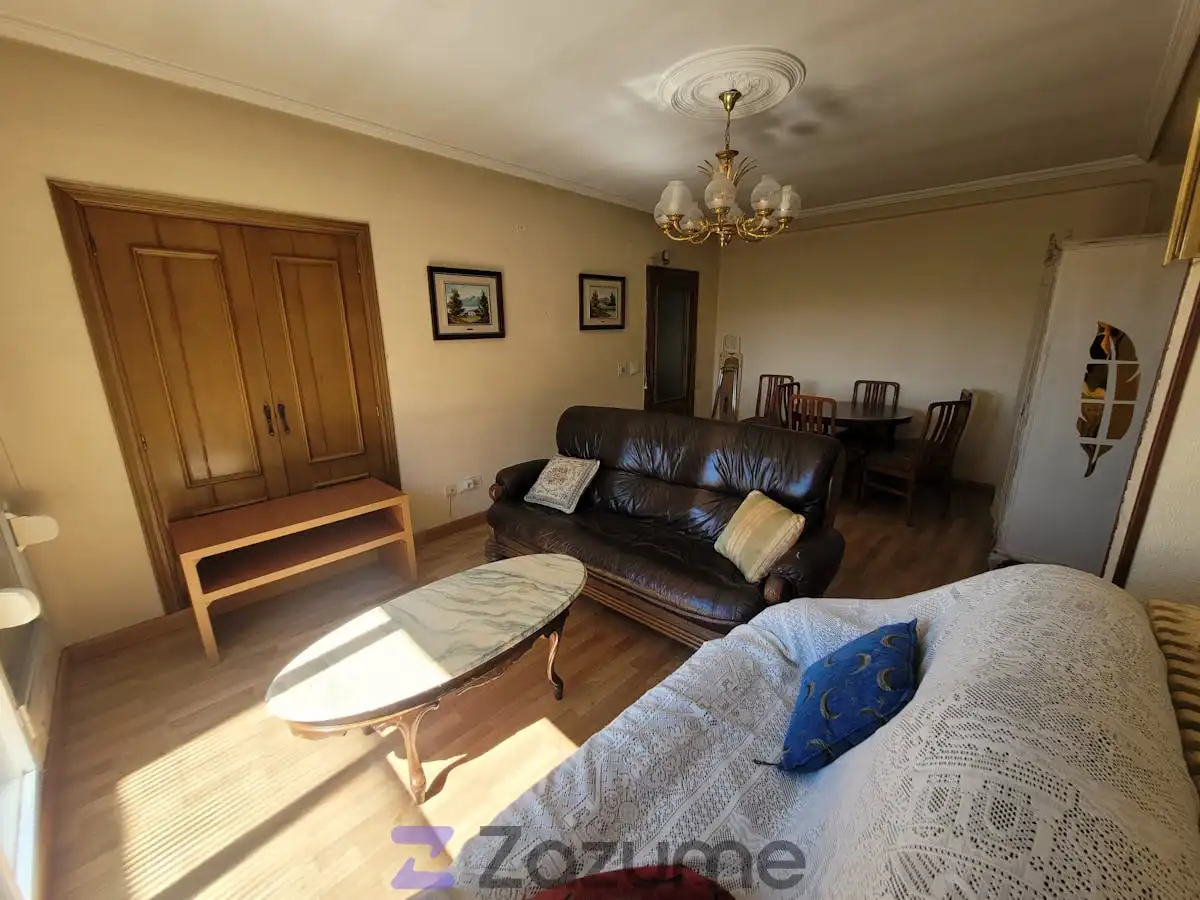 Wohnzimmer von Wohnung zur Miete in Cuéllar mit Heizung, Parkett und Möbliert