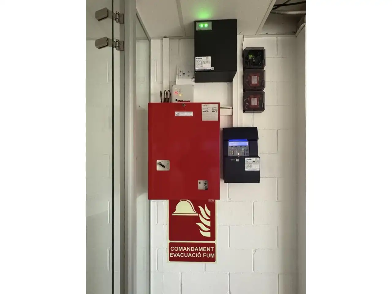 Nave industrial de alquiler en El Prat de Llobregat con Calefacción y Alarma