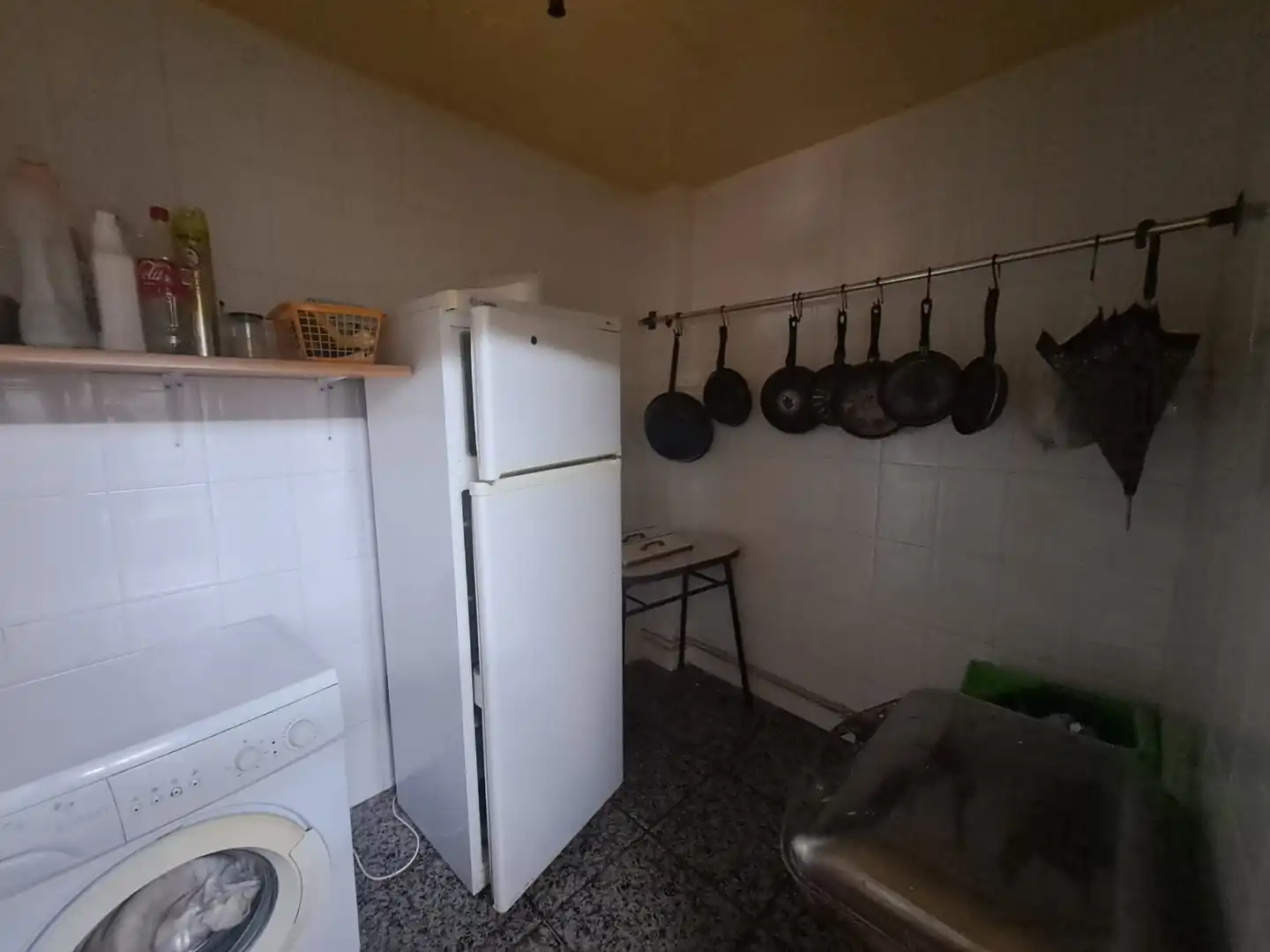 Cuina de Casa o xalet en venda en Puertollano amb Calefacció, Terrassa i Traster