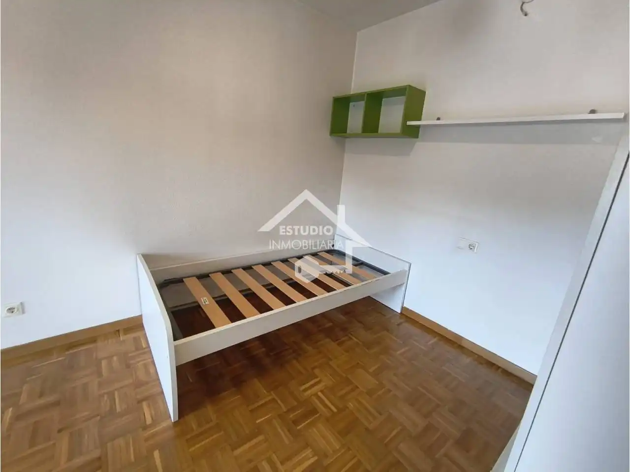 Habitación de Piso en venta en Lodosa con Calefacción, Trastero y Balcón