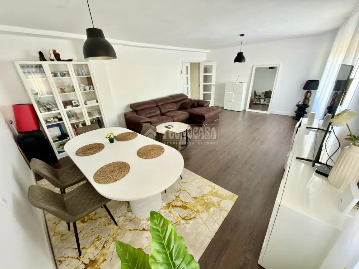 Wohnzimmer von Wohnung zum Verkauf in Cabanillas del Campo mit Klimaanlage, Heizung und Terrasse