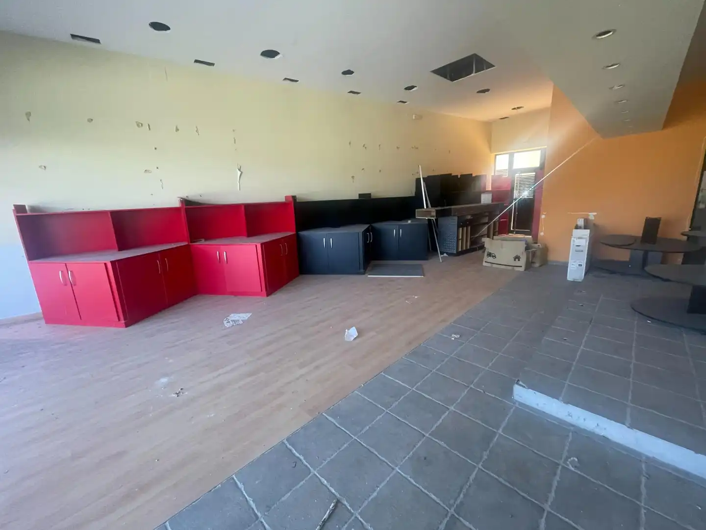 Local comercial en alquiler en Los Barrios, imagen 7