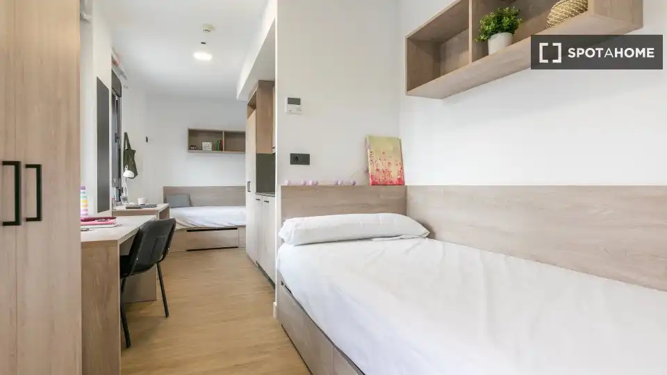 Habitació a Almenara -Ventilla