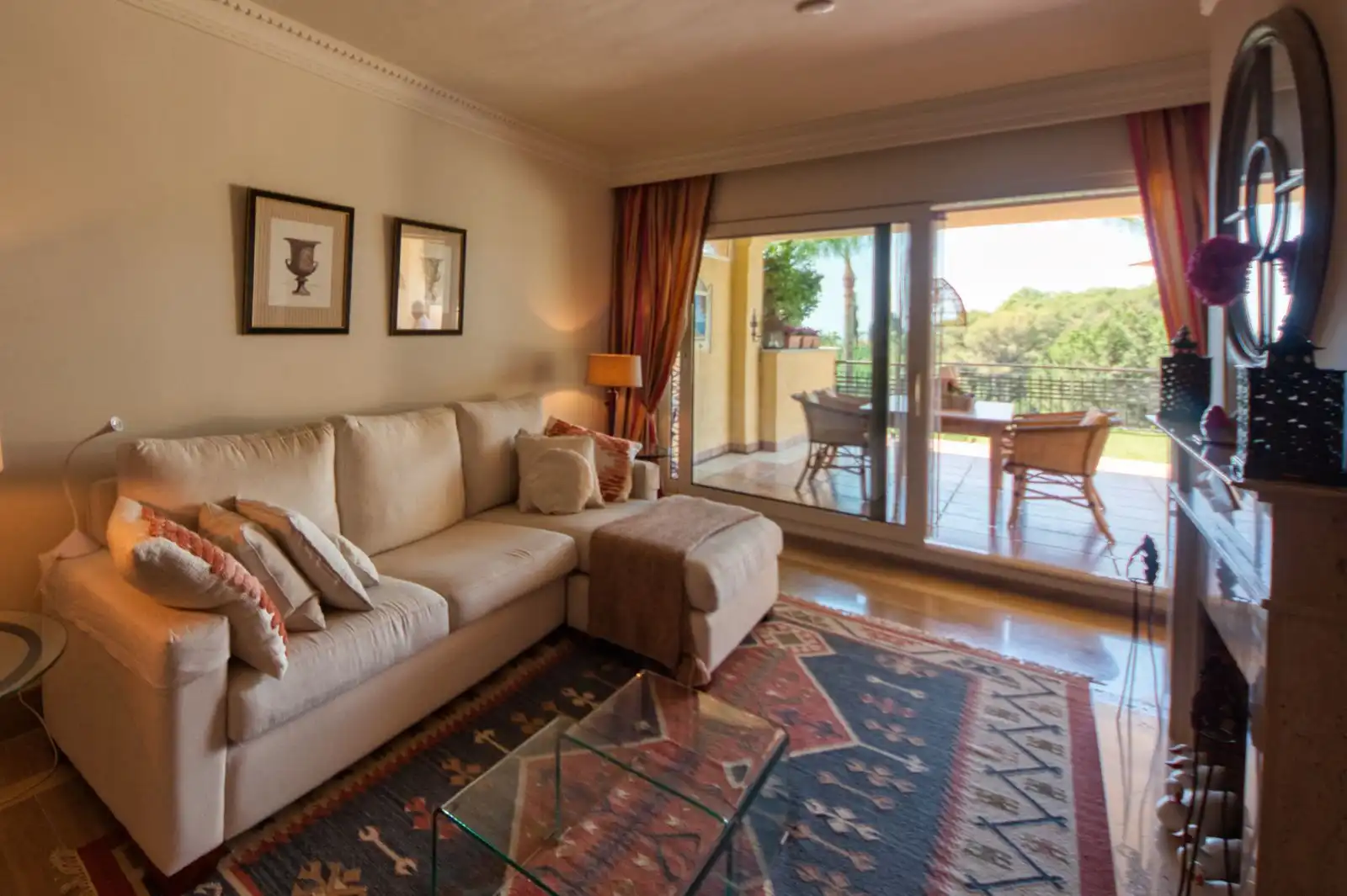 Apartamento con piscina en venta en Milla de Oro, imagen 5