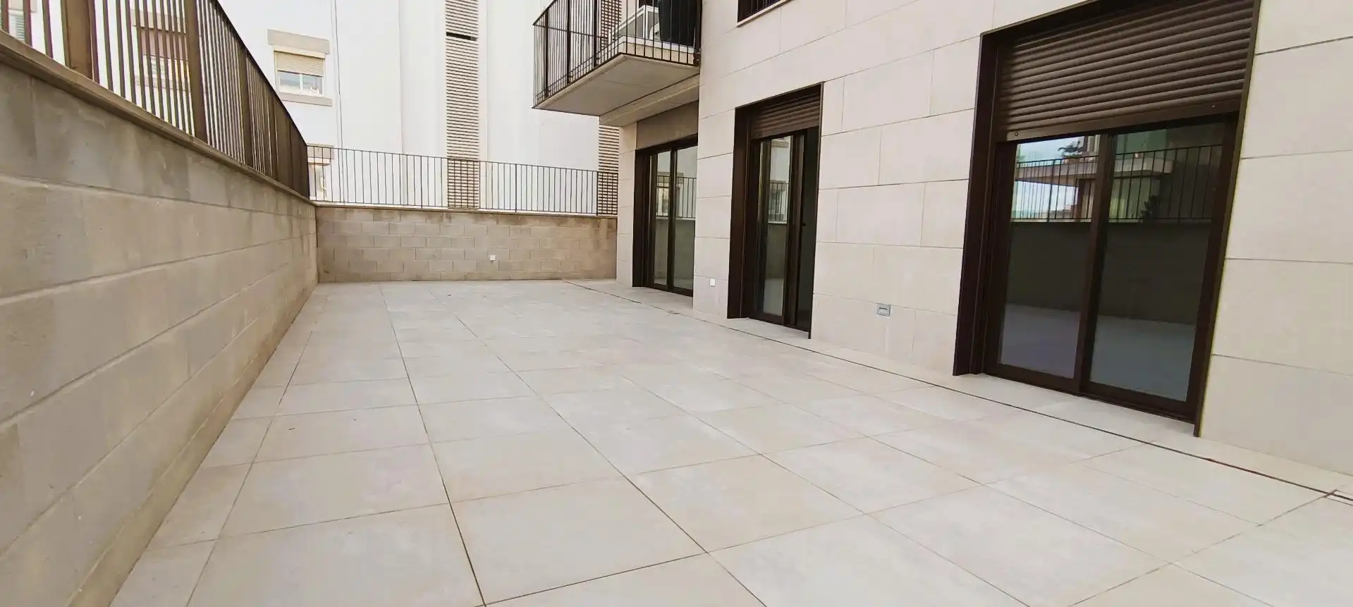 Terrasse von Erdgeschoss zur Miete in  Palma de Mallorca mit Klimaanlage, Parkett und Terrasse