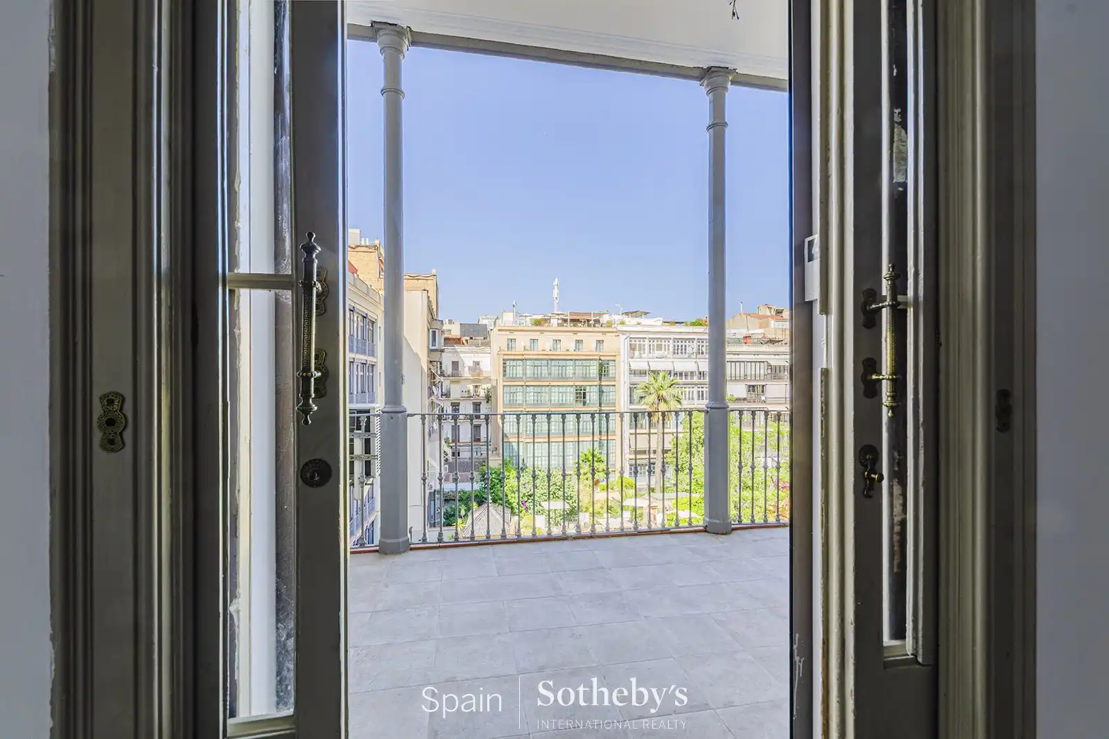 Terraza de Apartamento en venta en Barcelona con Calefacción y Terraza
