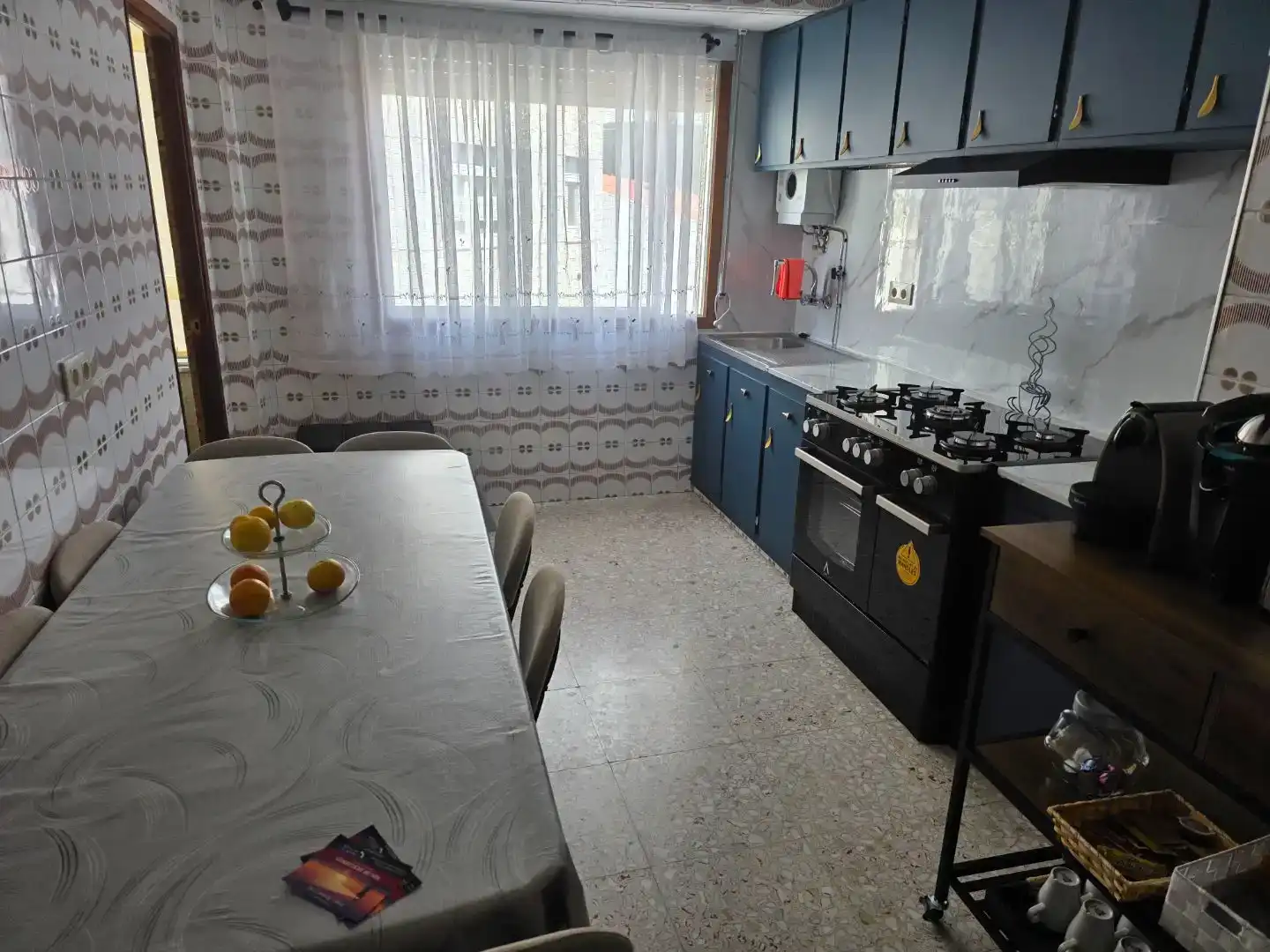 Cuina de Pis de lloguer en Ponteceso amb Parquet, Traster i Moblat