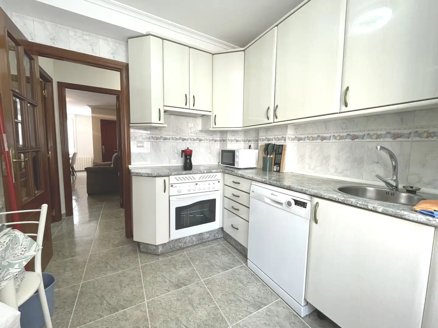 Kitchen of Flat for rent in Salamanca  with Heating, Furnished and Balcony