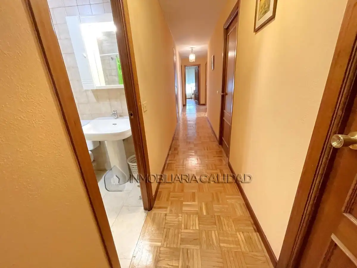 Flat for rent in Burgos  with Heating and Furnished