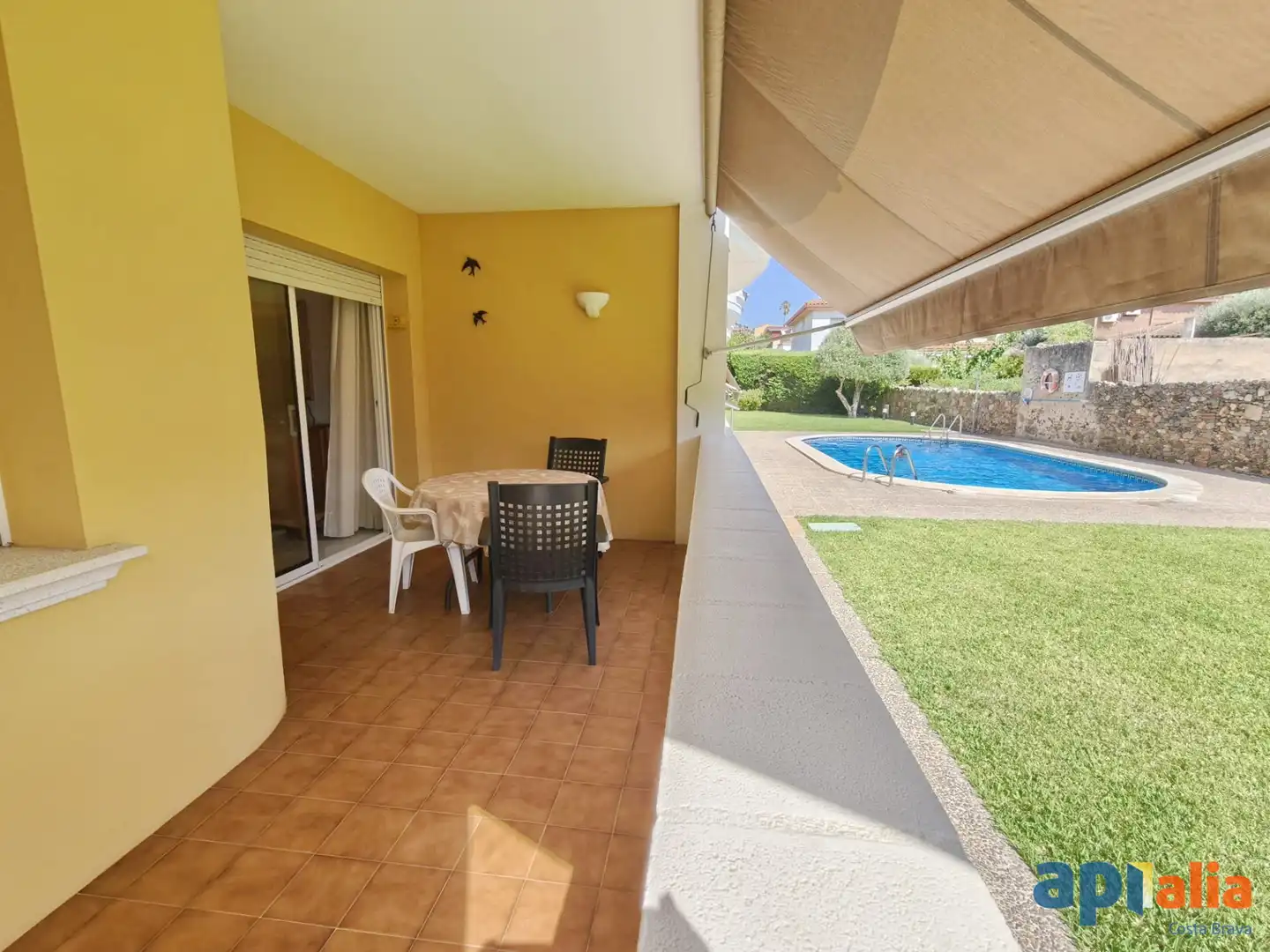 Terrassa de Apartament en venda en Calonge i Sant Antoni amb Terrassa, Traster i Moblat