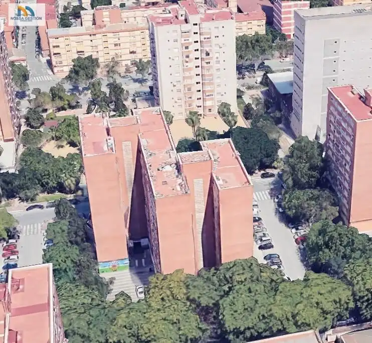 Piso en venta en La Fama