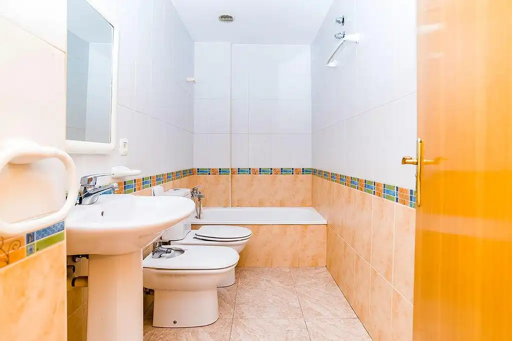 Flat for sale in Carrer Sant Carles, Centre Històric
