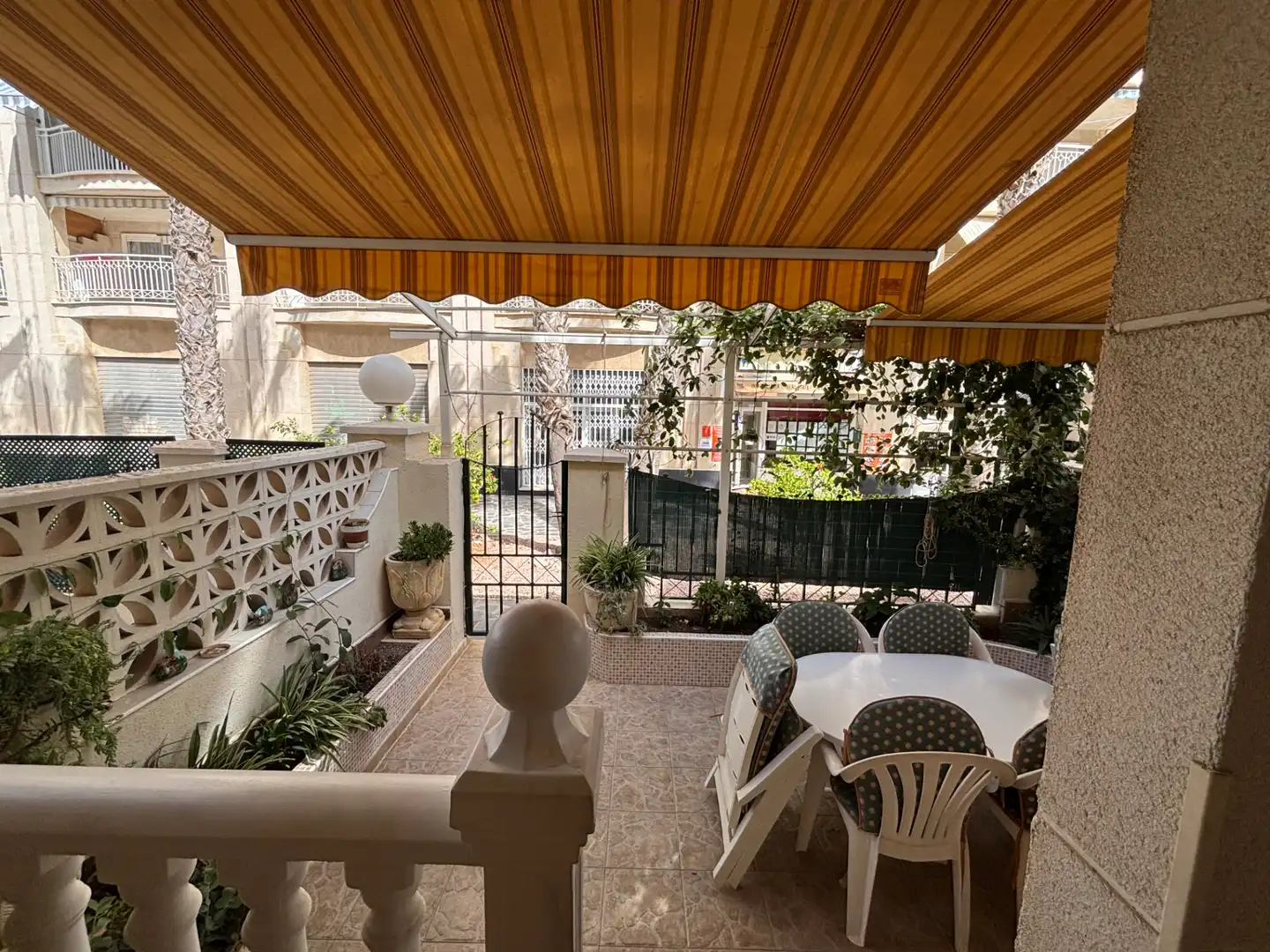 Terraced house for sale in Avinguda Salamanca 12, imagen 3