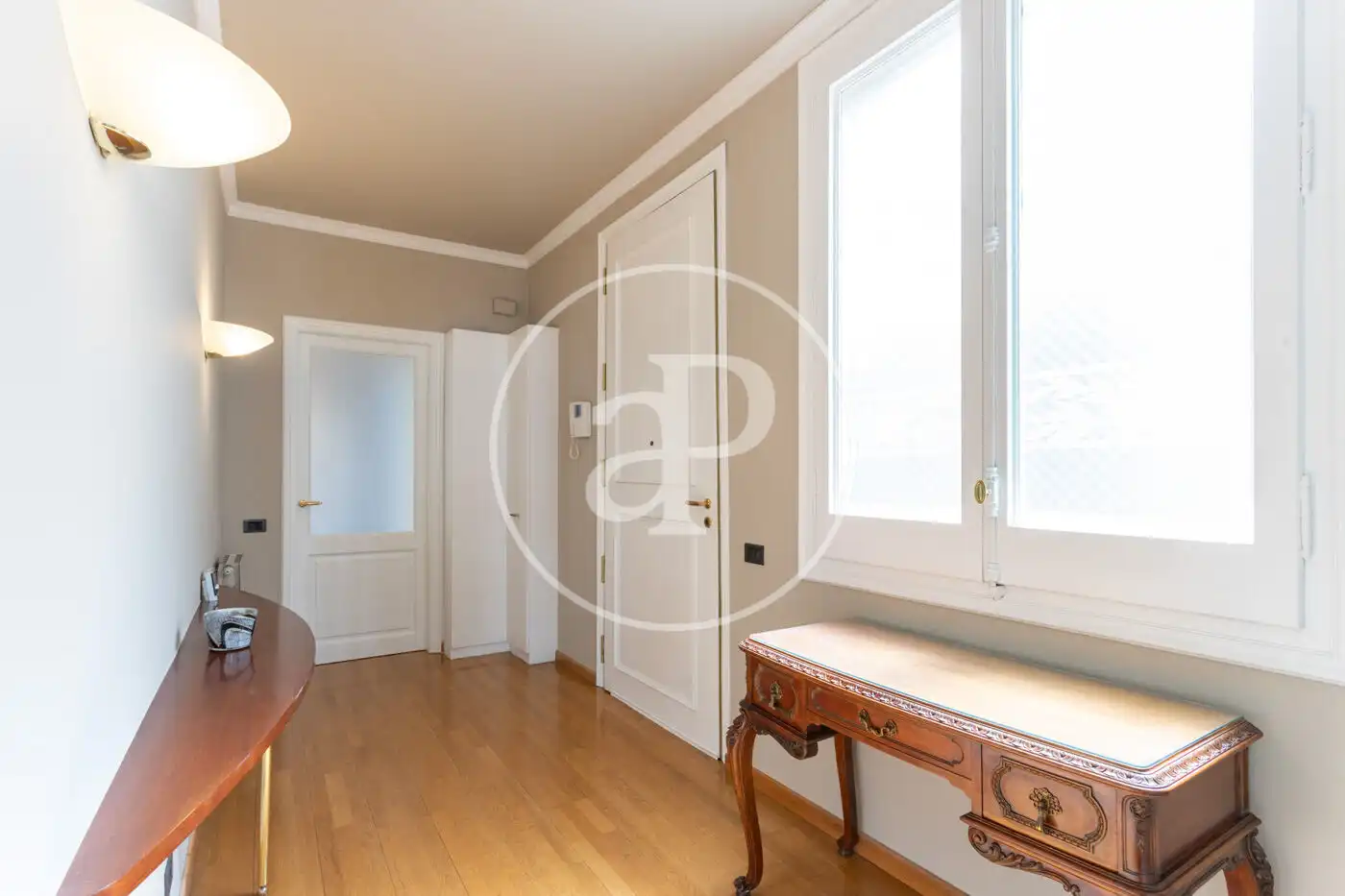 Flat for rent in Barcelona  with Air Conditioner, Heating and Terrace