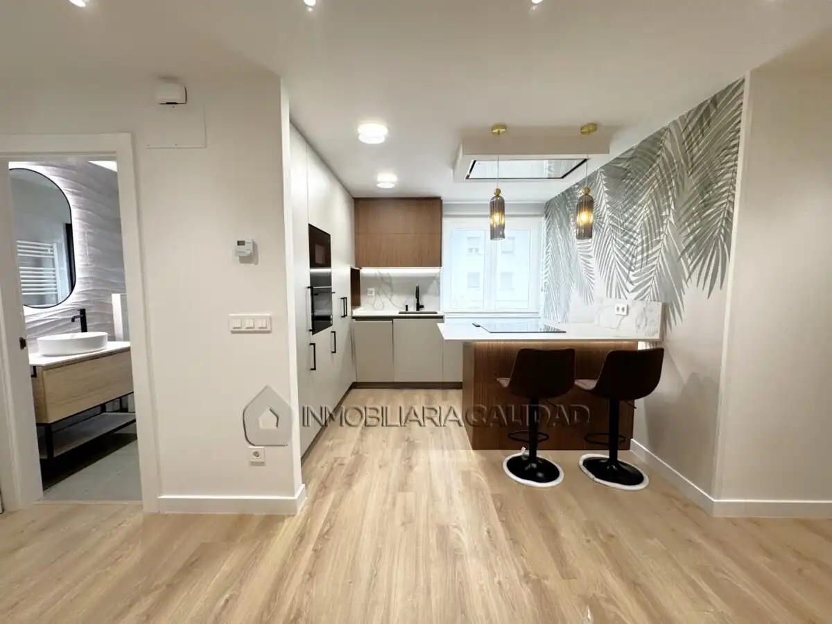 Kitchen of Flat for sale in Burgos  with Heating, Storage room and Furnished
