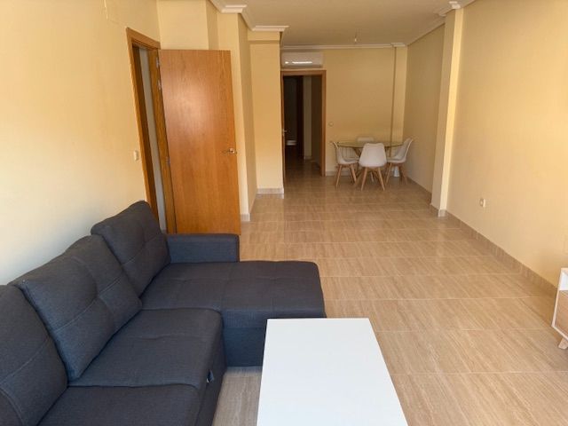 Sala d'estar de Pis de lloguer en Puertollano amb Aire condicionat, Calefacció i Traster