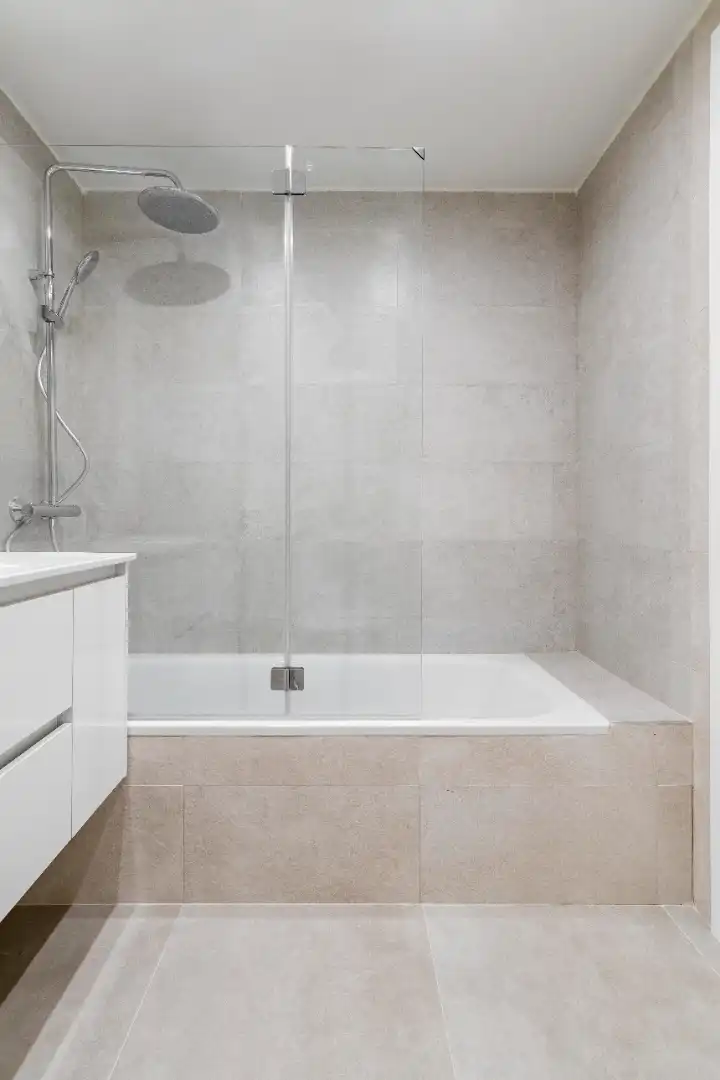Baño de Piso en venta en Madrid con Aire acondicionado y Calefacción