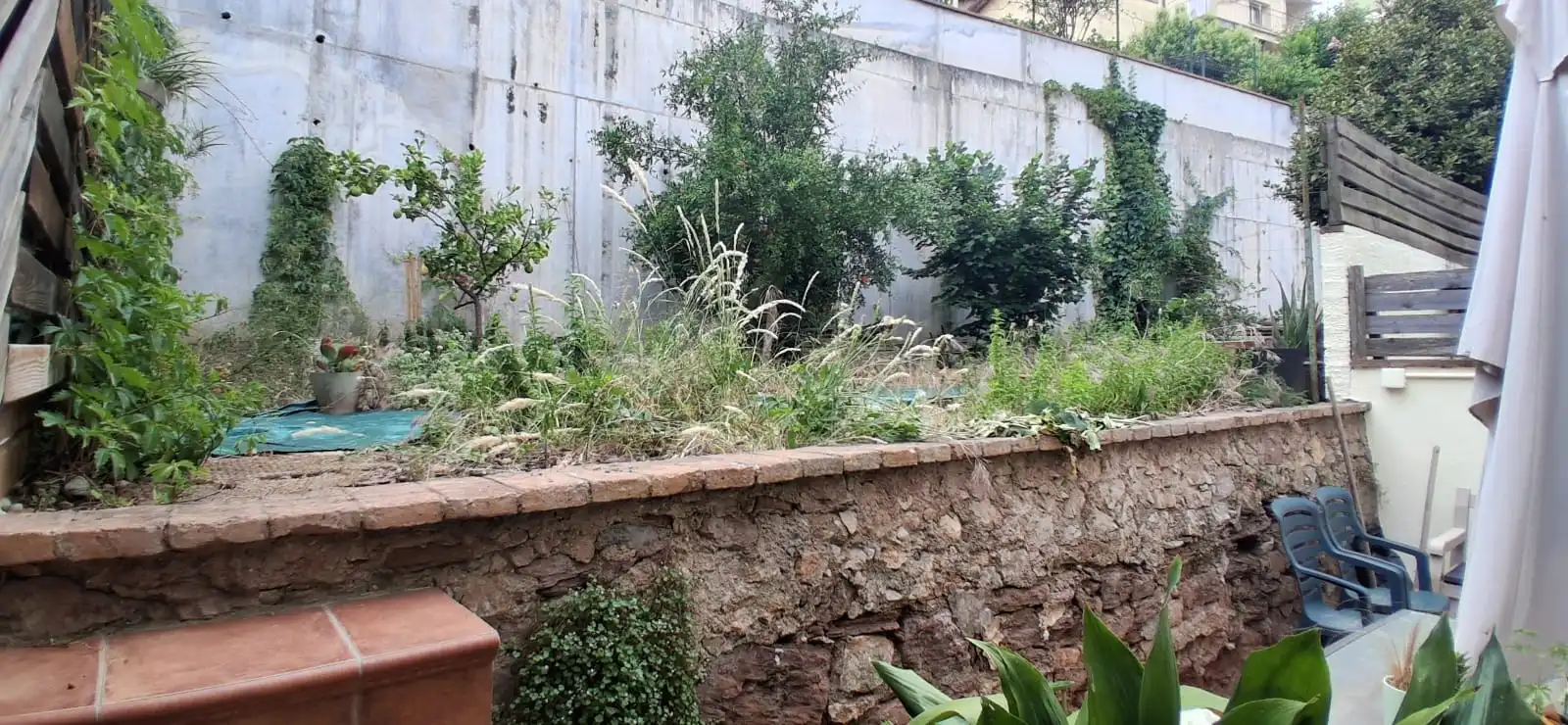Jardín de Piso en venta en Gelida con Calefacción, Parquet y Terraza