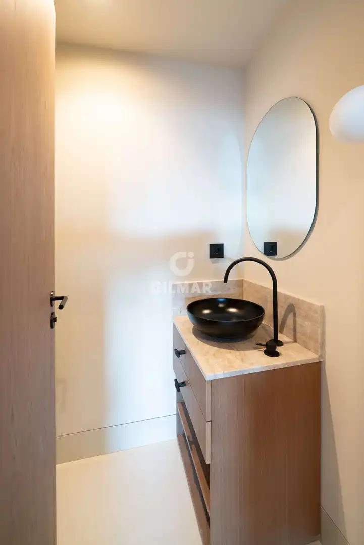 Bathroom of Flat for sale in Madrid  with Heating, Furnished and Balcony