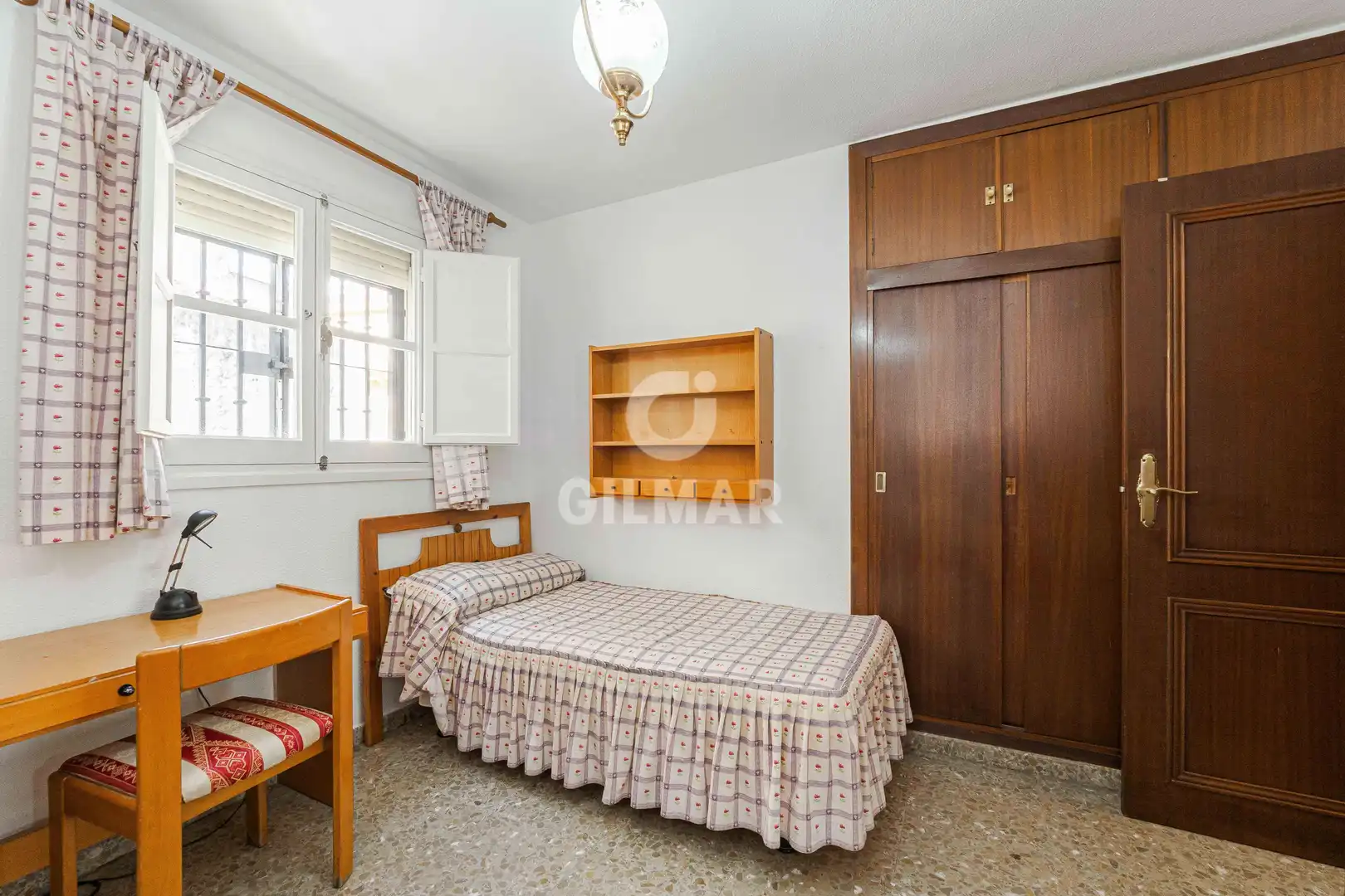 Bedroom of Flat for sale in Sevilla  with Heating