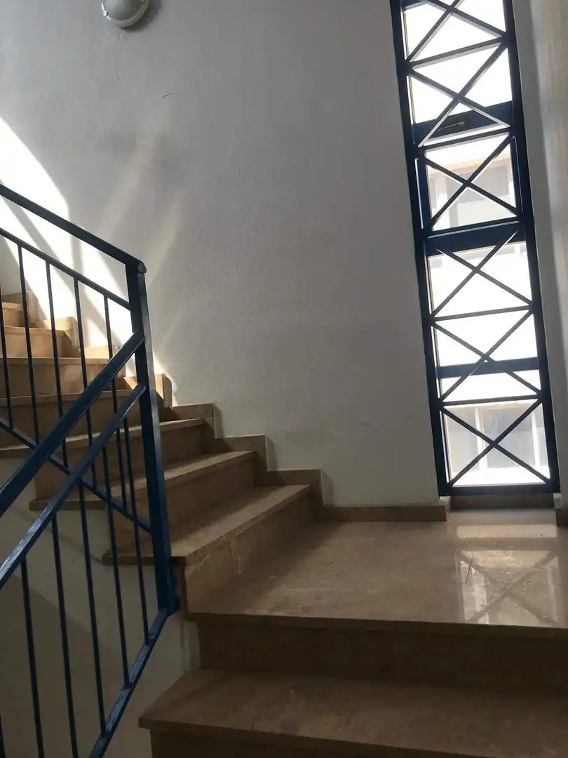 Gebäude zur Miete in Elche / Elx