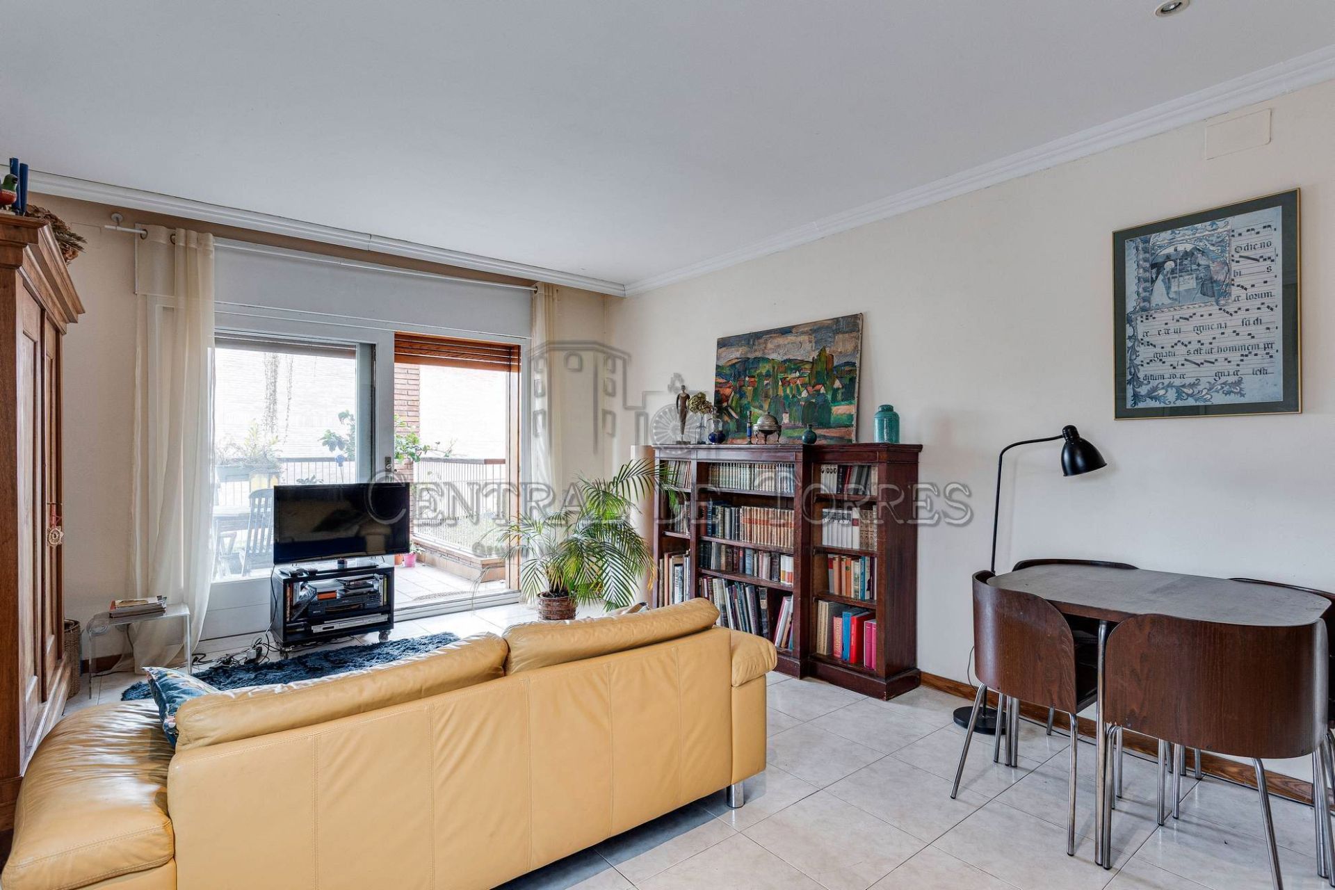 Sala d'estar de Dúplex en venda en Sant Cugat del Vallès amb Calefacció, Parquet i Terrassa