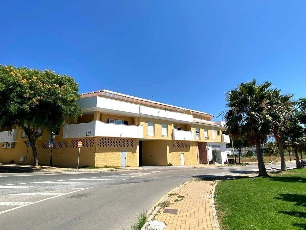 Vista exterior de Planta baixa en venda en Estepona