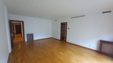 Foto 3 de Piso de alquiler en Sepulveda, Sant Antoni, Barcelona Capital