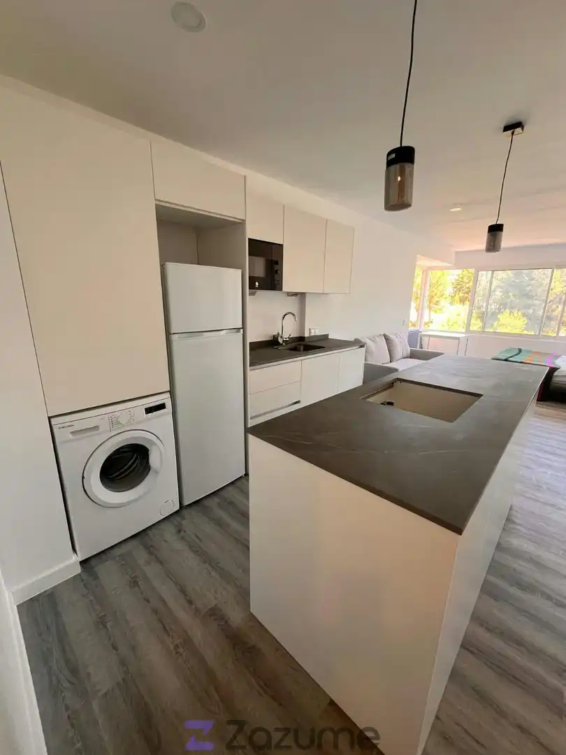 Cocina de Estudio de alquiler en Calvià con Aire acondicionado, Parquet y Piscina