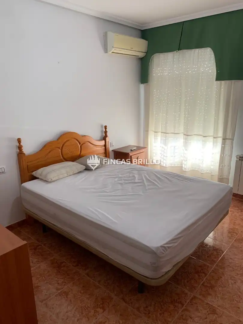 Bedroom of Apartments for rent in Cáceres  with Furnished