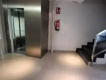 Piso de alquiler en Feria